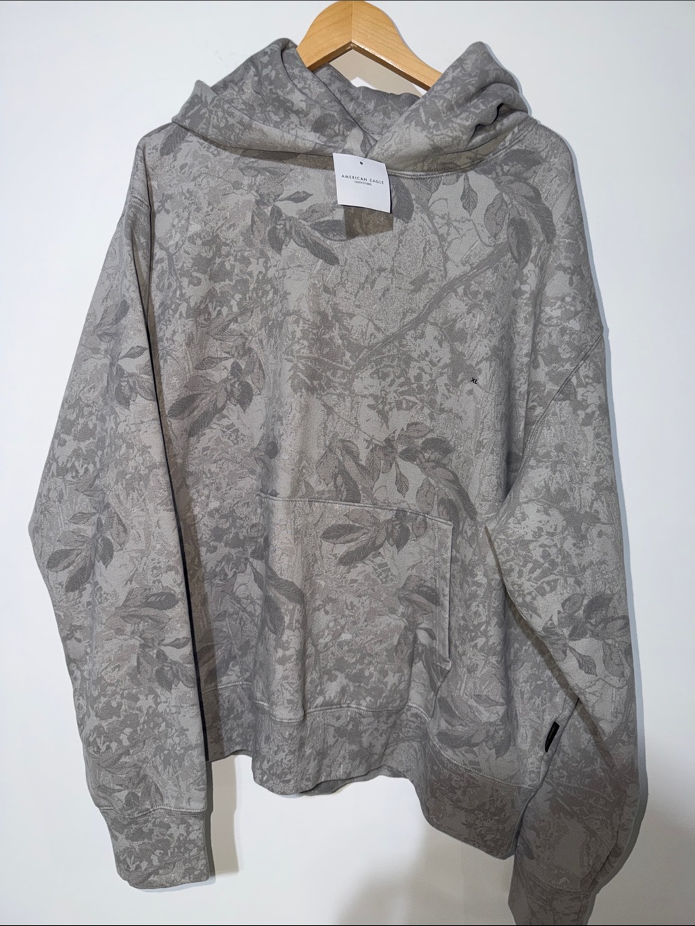AE Laidback Luxe Heavyweight Hoodie Men's Gray Floral Hoodie Sweatshirt xlarge